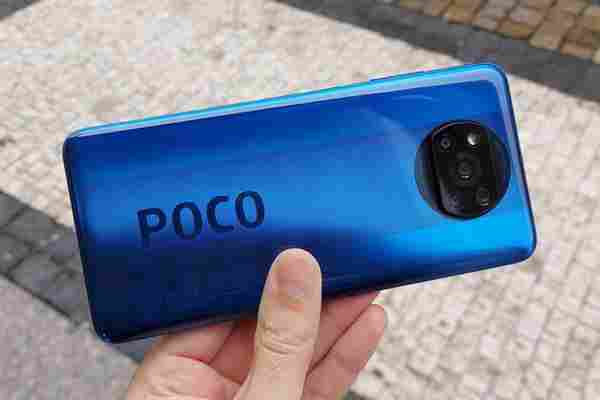 Poco X3 Pro se blíží. Naznačuje to dopis všem fanouškům