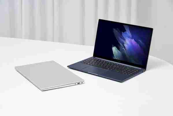 Samsung představil 3 nové modely Galaxy Book. Dva mají AMOLED panely